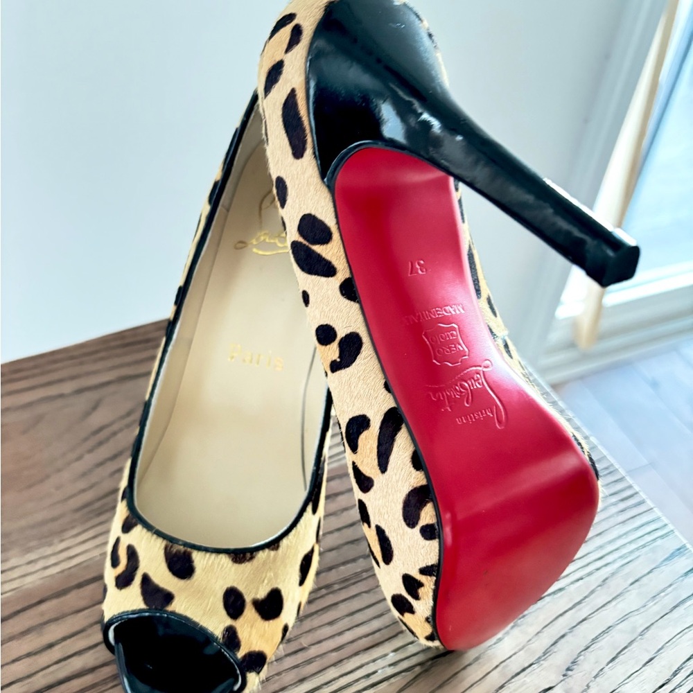 Christian Louboutin Cheetah Print Pony Hair Peep Toe Covered Platform Pump
